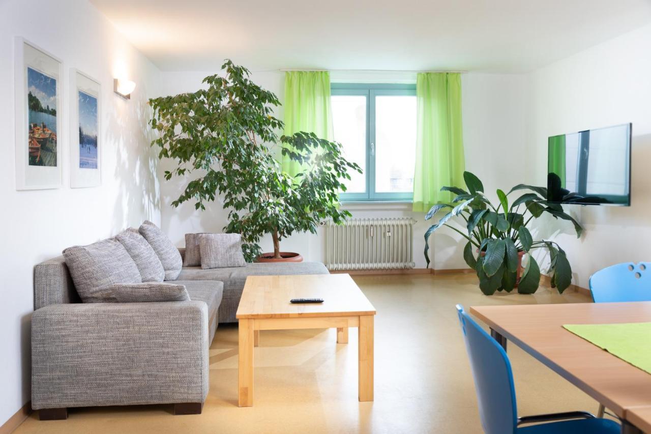 Gaestehaus Abz Stuttgart Eksteriør billede