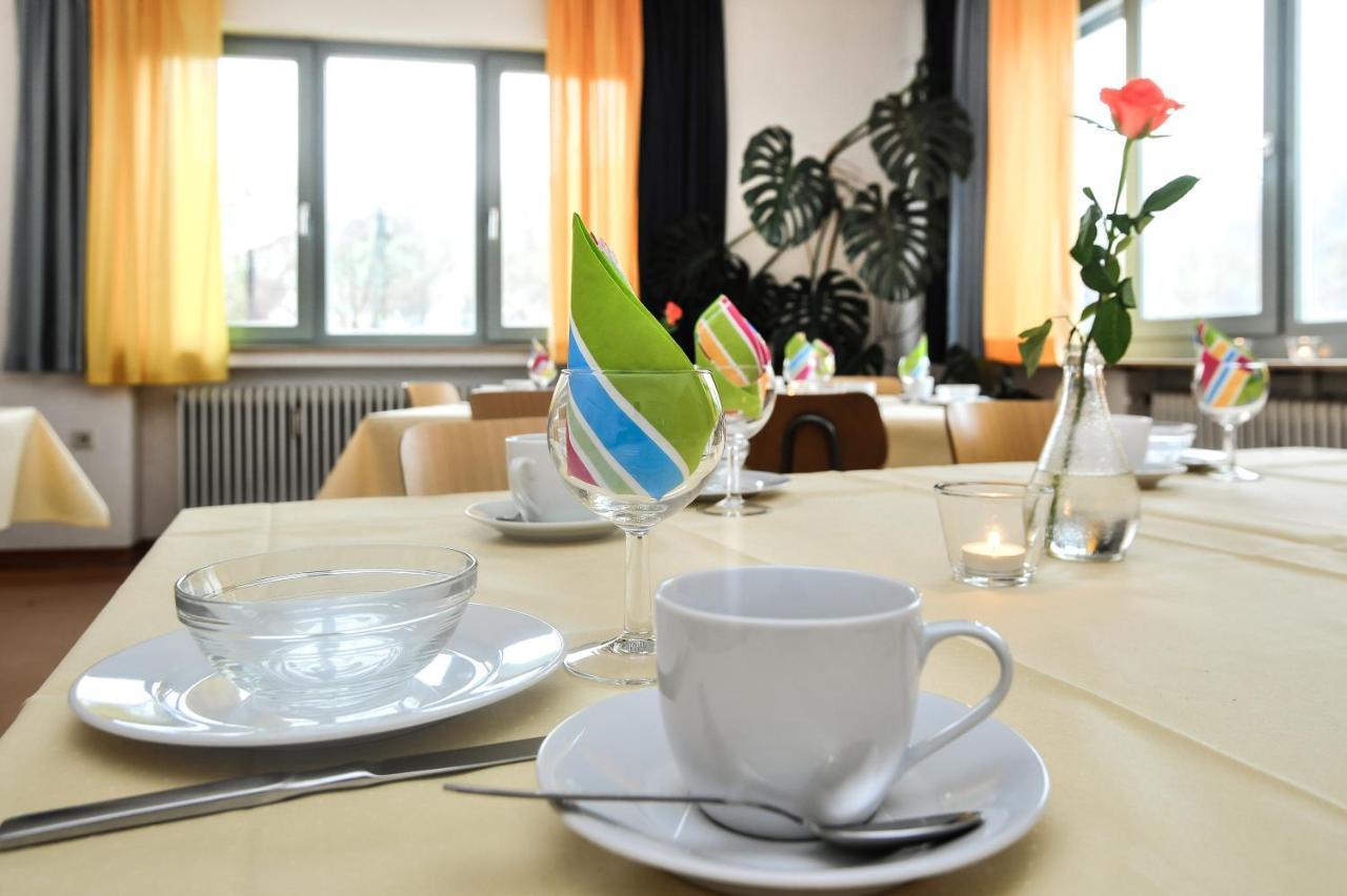 Gaestehaus Abz Stuttgart Eksteriør billede